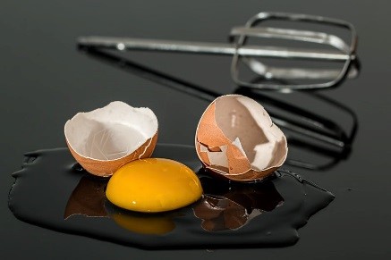 Cracked Egg